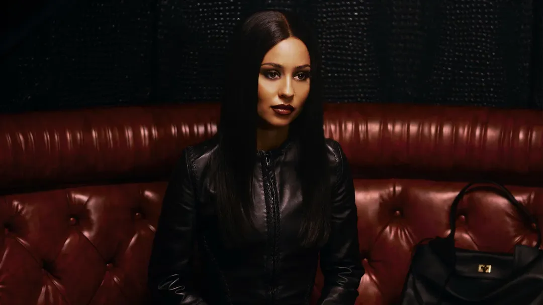 Still from episode 6, Stand Still and See